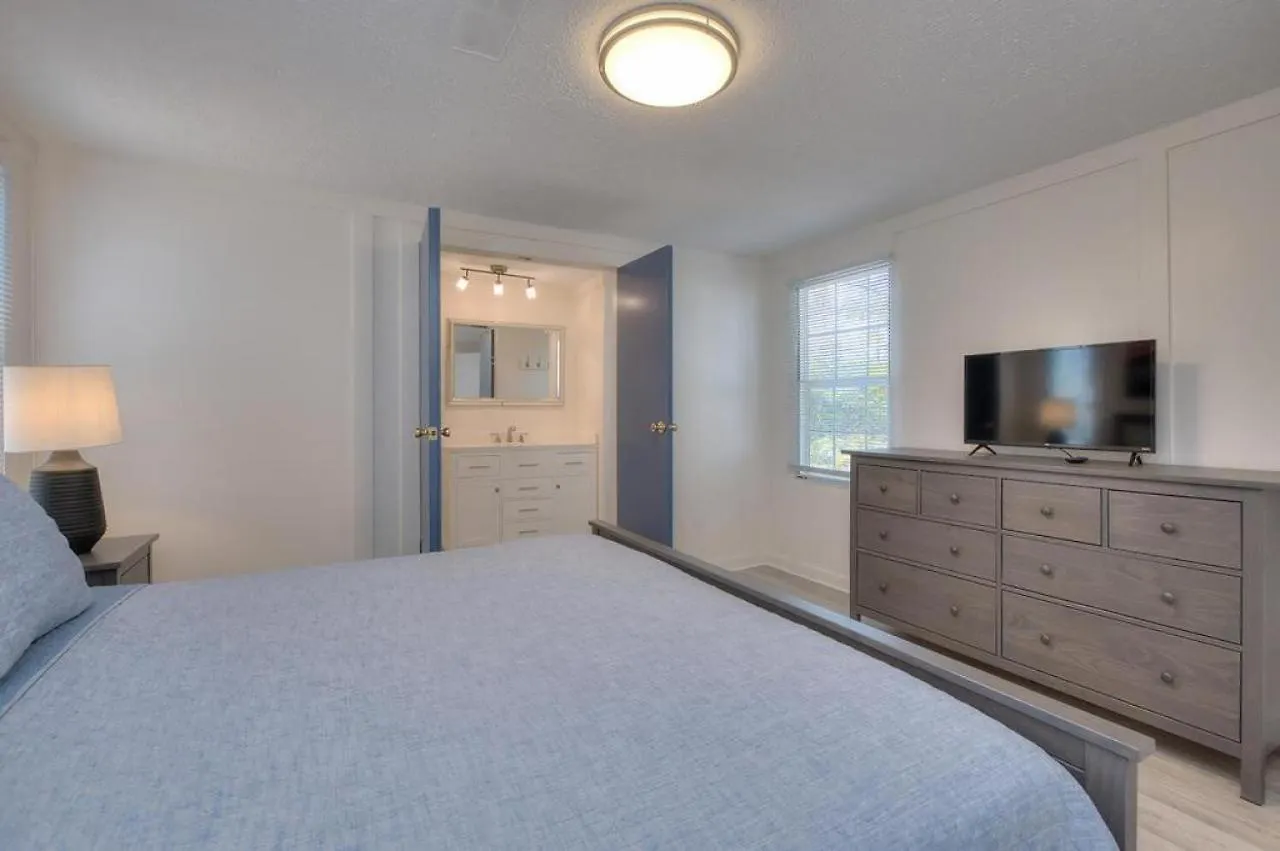 Reel Simple Oak Island