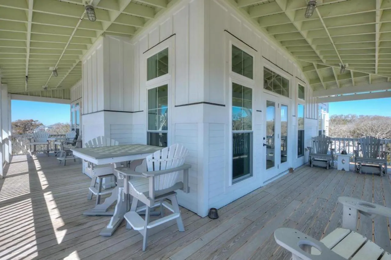 Blue Waves Holiday home