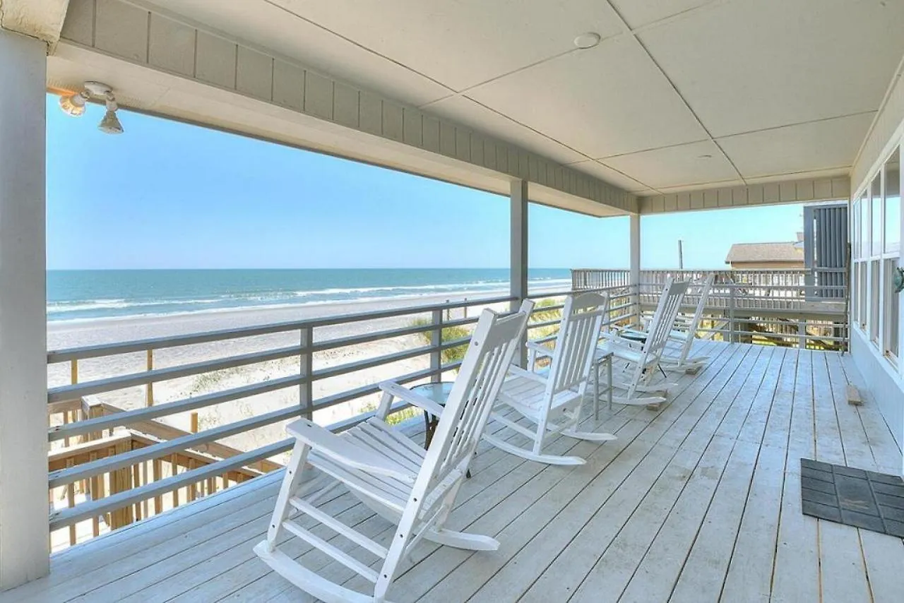 Barefootin' B's * Oak Island