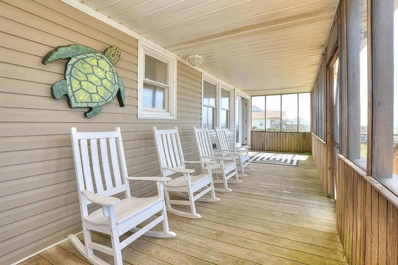 A Painted Palm Tree Oak Island
