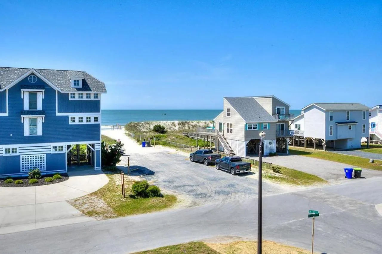 Bears-beets-beach House Holiday home *