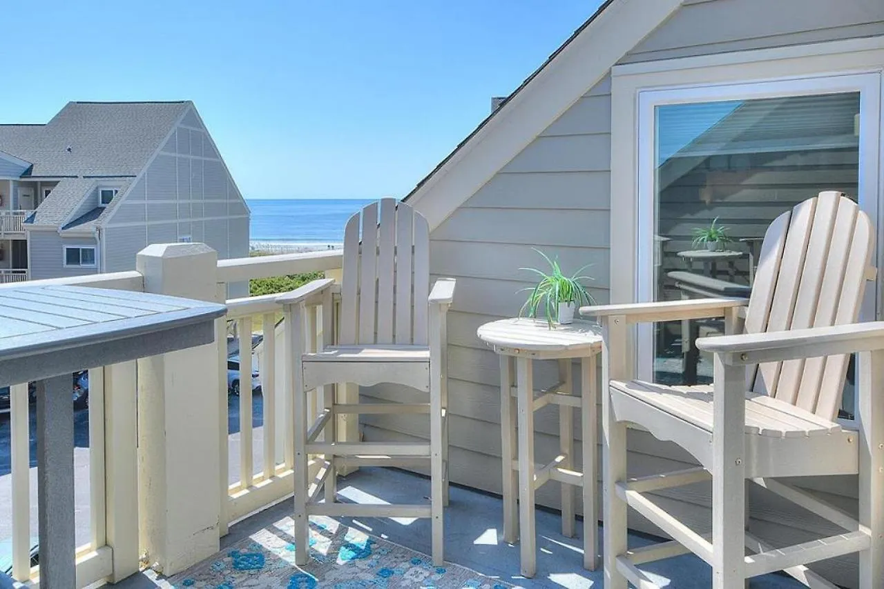 Holiday home 1206-coast Away Oak Island