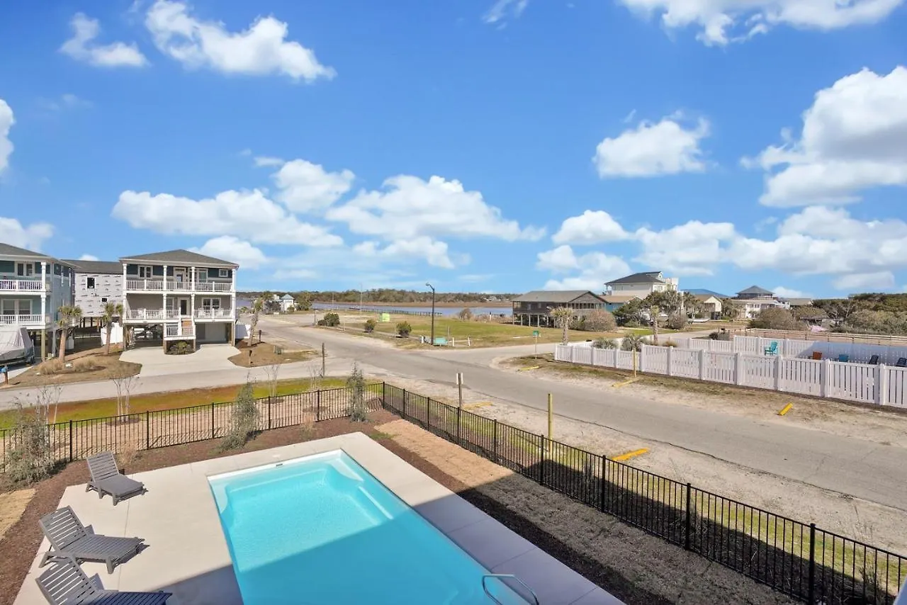 Grace By The Sea Holiday home Oak Island
