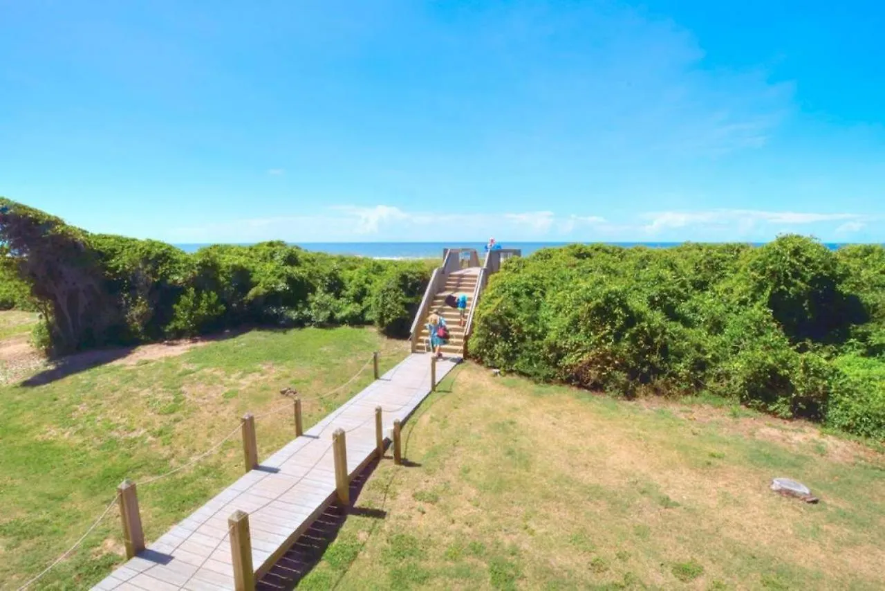Holiday home 1206-coast Away Oak Island