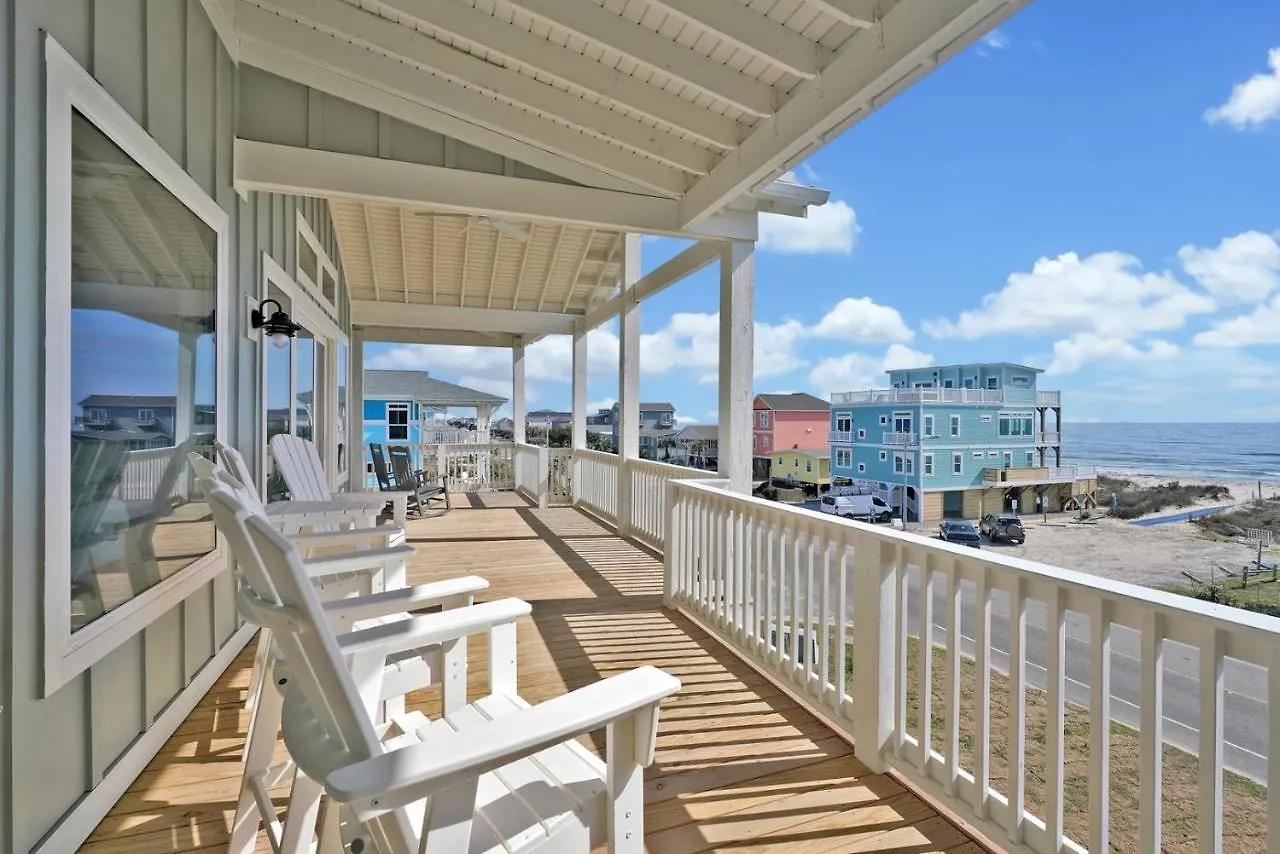 Grace By The Sea Oak Island