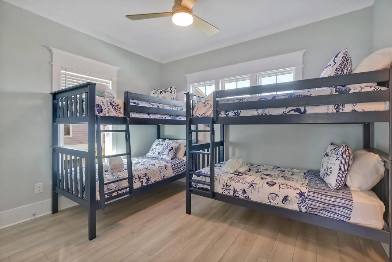 Holiday home Grace By The Sea Oak Island