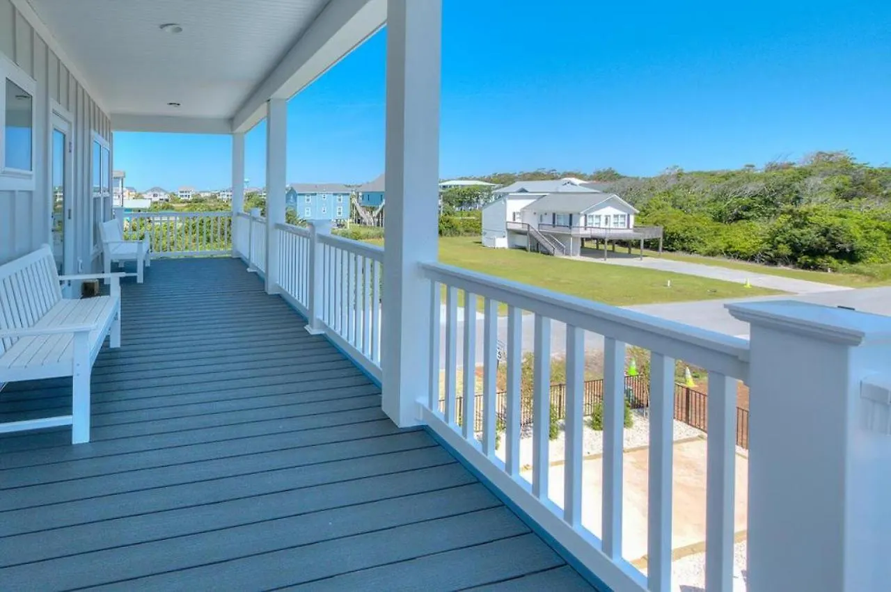 Bears-beets-beach House Holiday home Oak Island