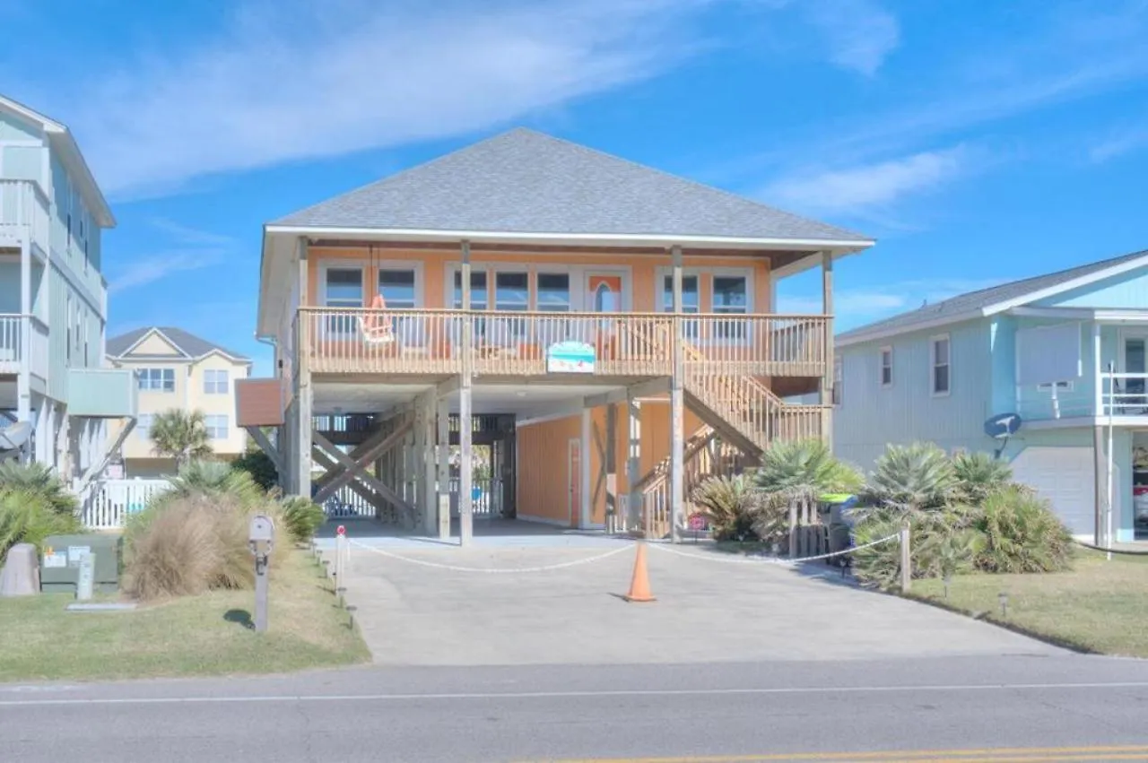 Holiday home Absolute Serenity Oak Island