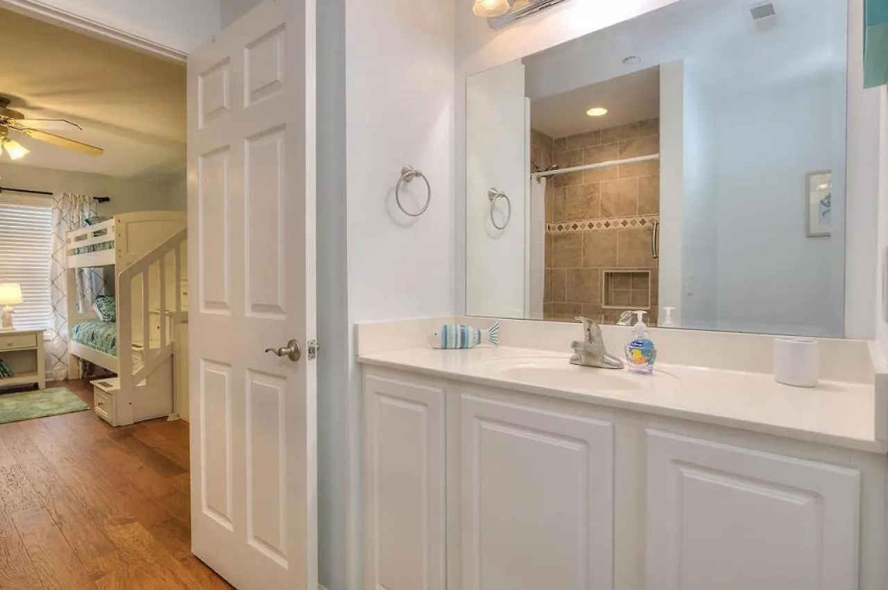 Holiday home Ocean Walk 9304-come And Sea Oak Island