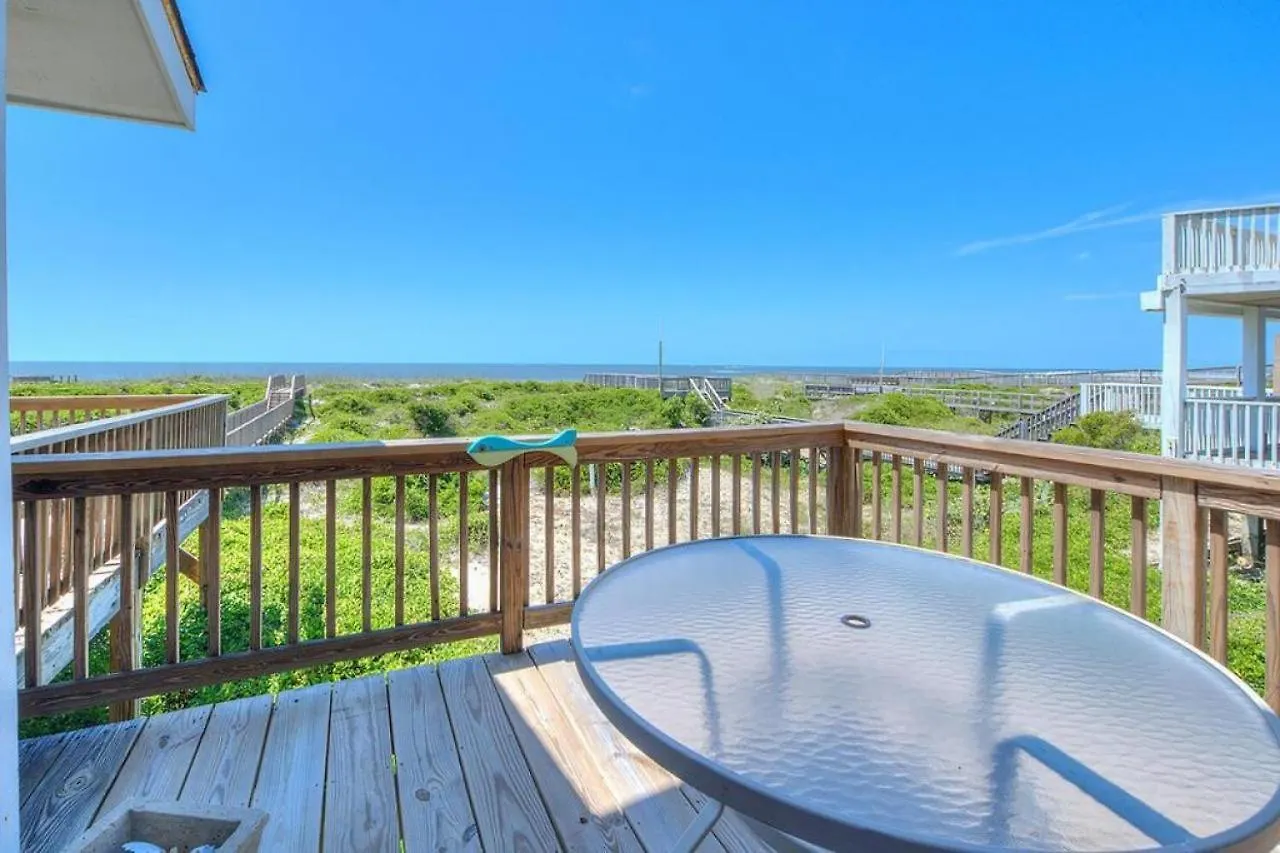 Fishin' Shack * Oak Island