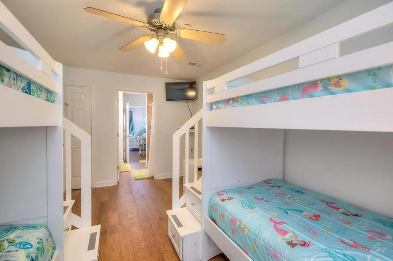 Ocean Walk 9304-come And Sea * Oak Island