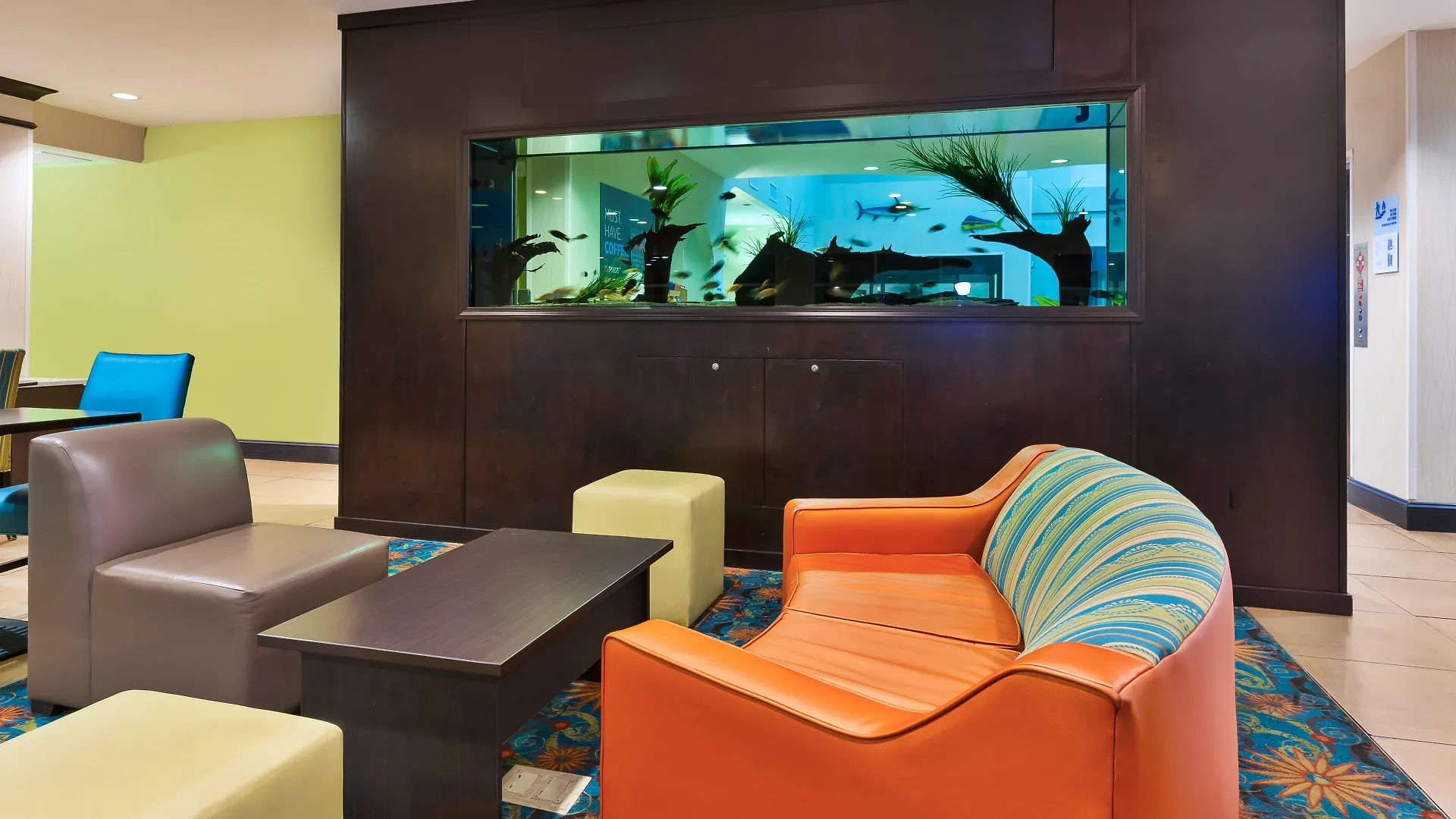 Express & Southport - Area By Ihg Hotel