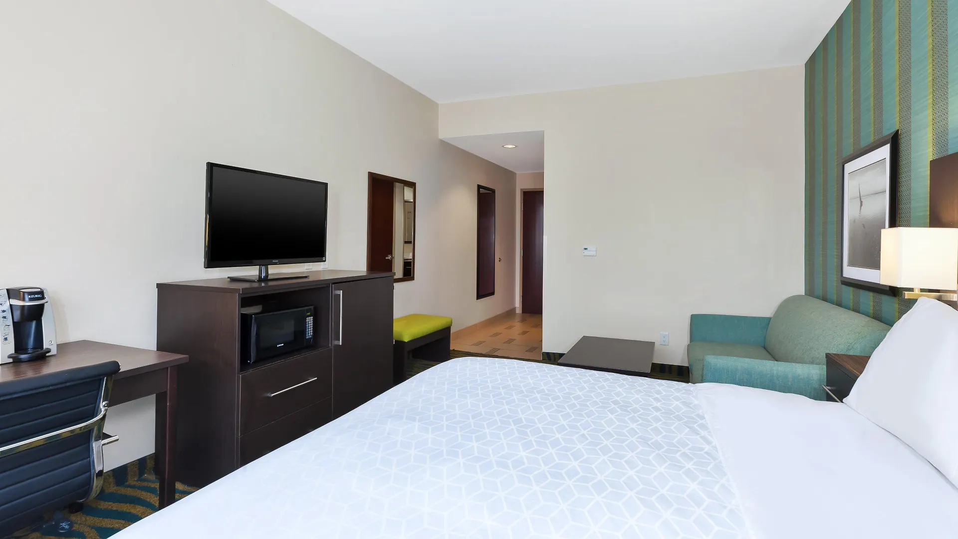 Hotel Express & Southport - Area By Ihg Oak Island