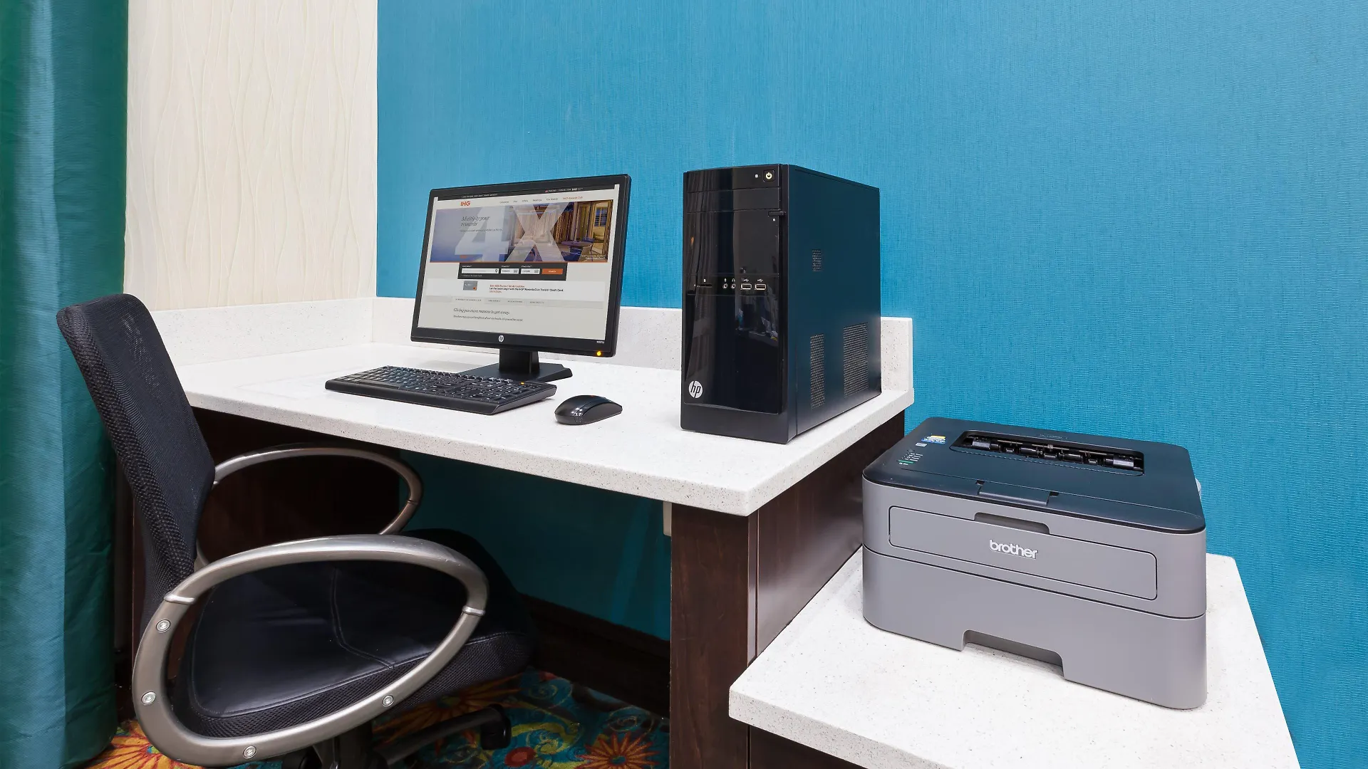 Express & Southport - Area By Ihg 2*