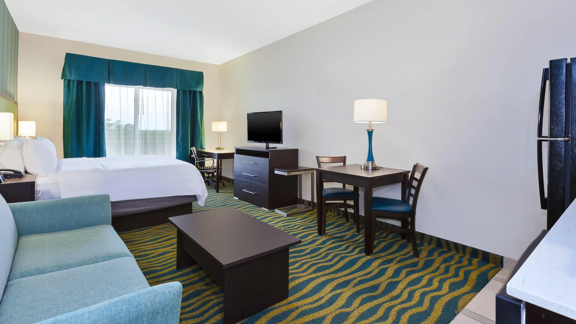 Express & Southport - Area By Ihg Oak Island