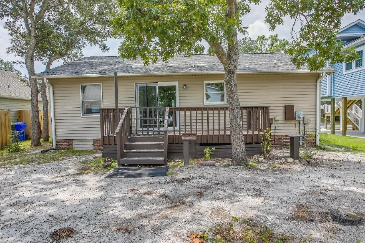 Dog-friendly - 1 Mi To Beach! Holiday home