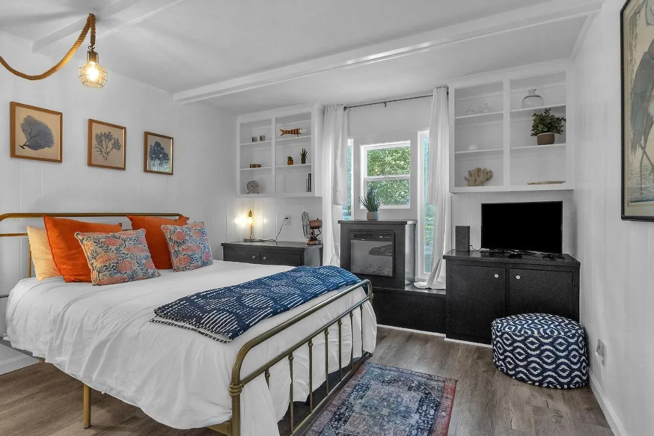 Holiday home Tipsy Turtle Oak Island