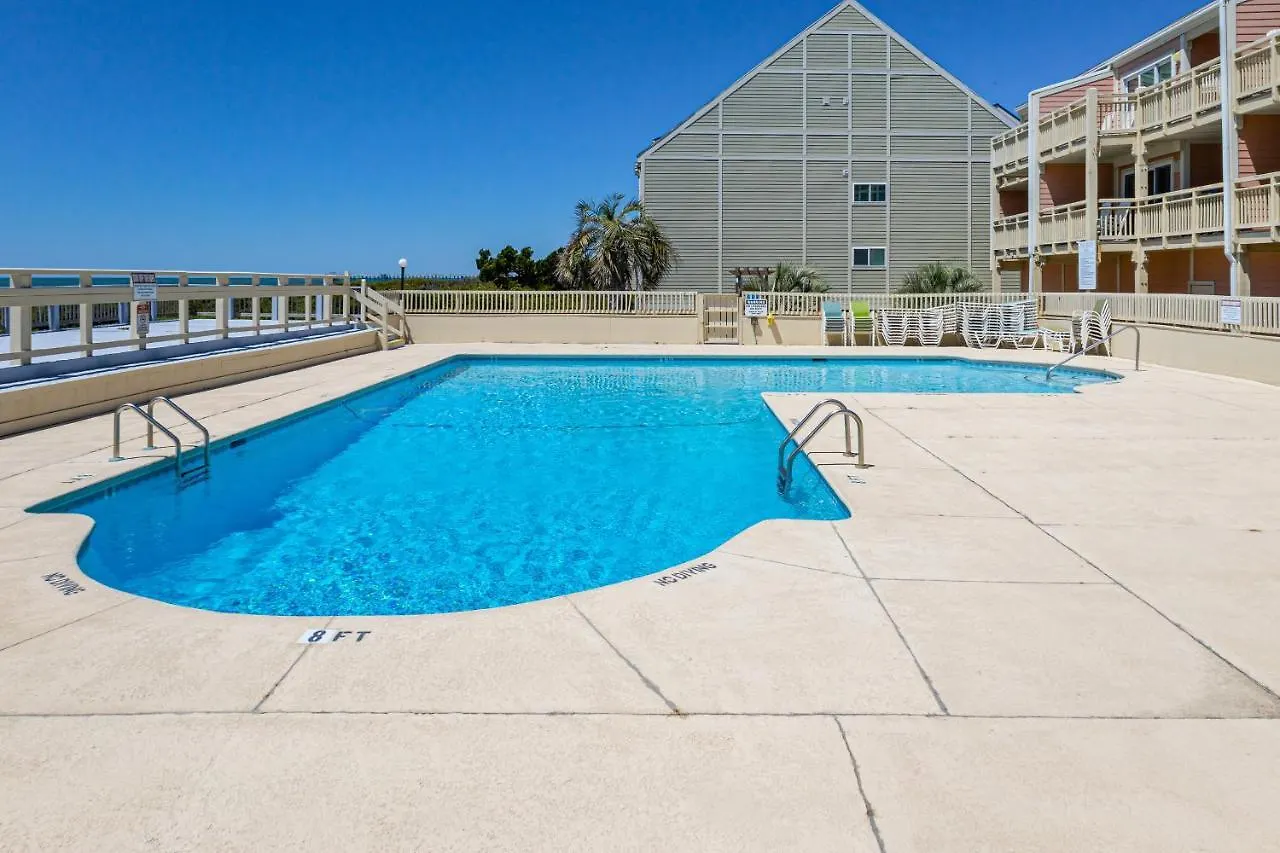 Pelicans Penthouse * Oak Island