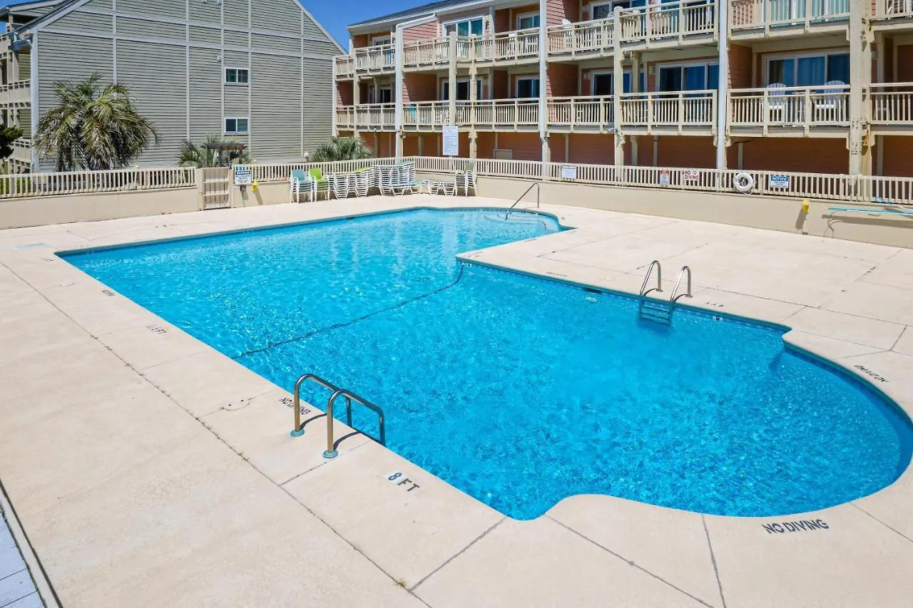 Pelicans Penthouse Apartment Oak Island