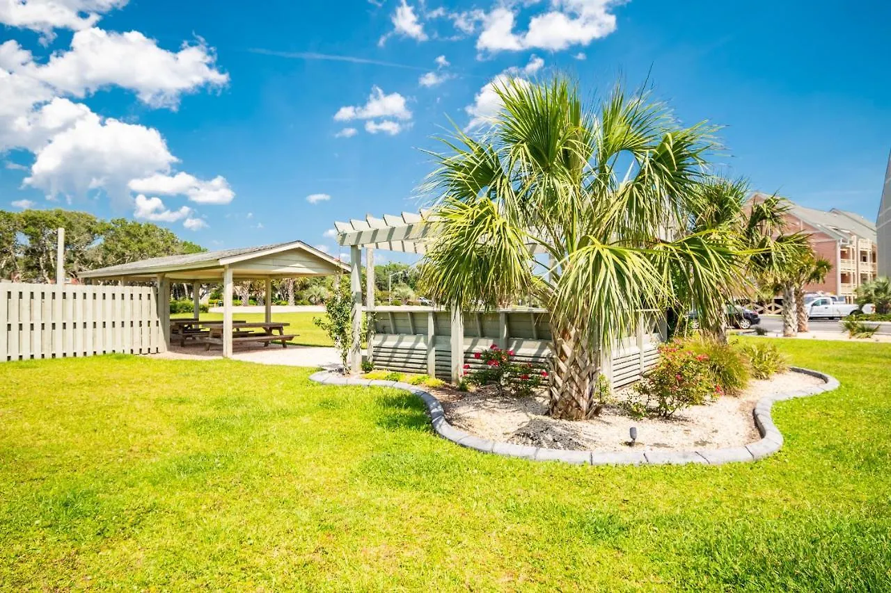 Holiday home A View To Live For Oak Island