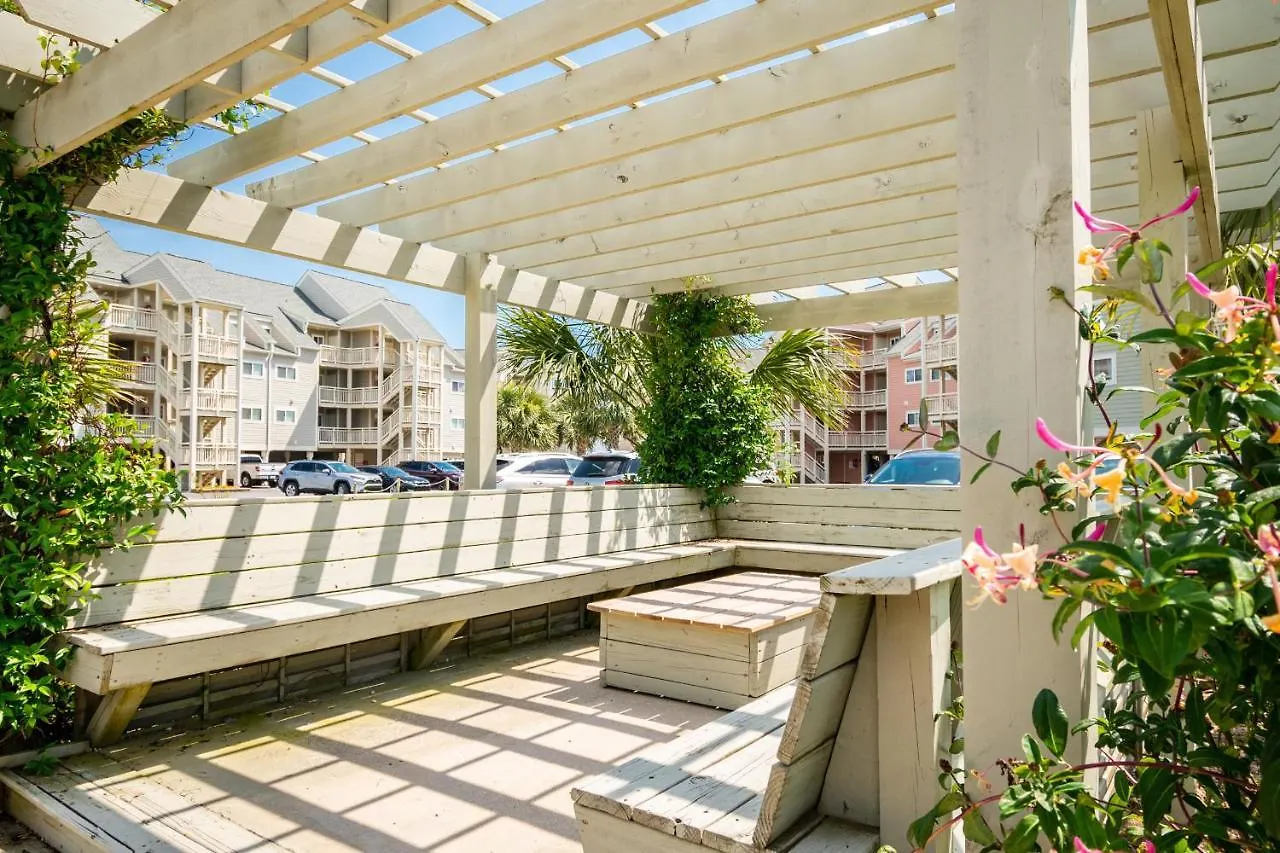 A View To Live For Holiday home Oak Island