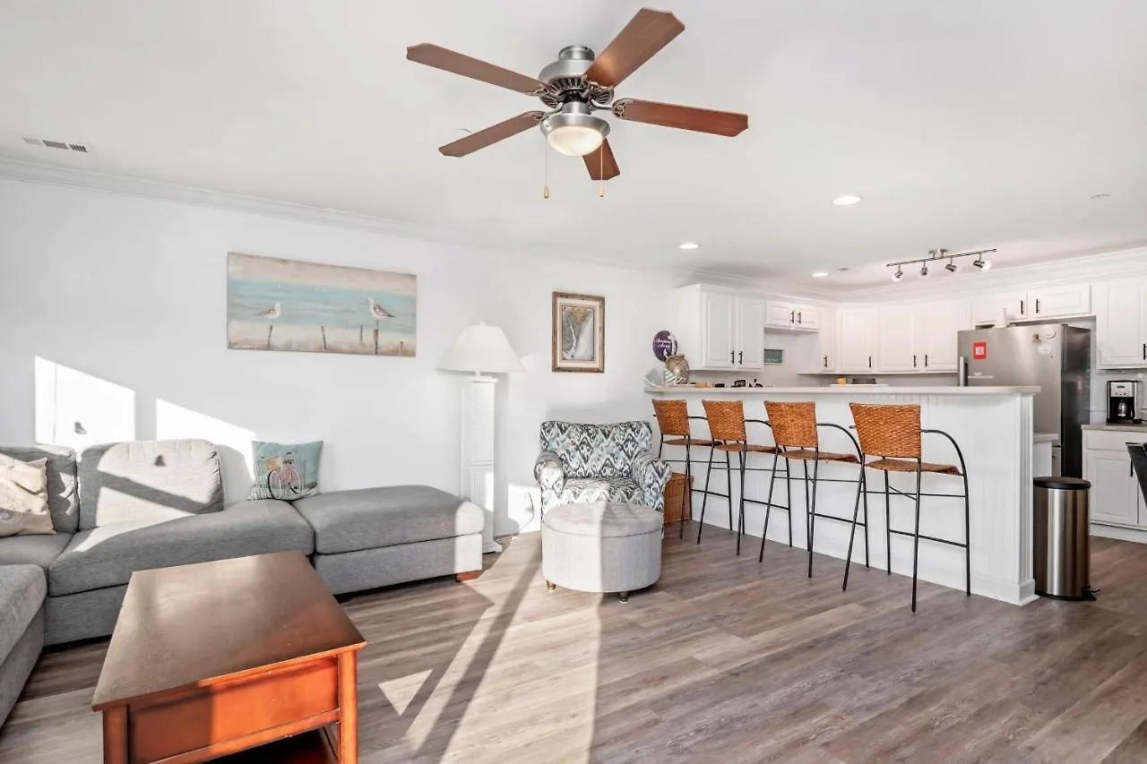 Holiday home Lava Oak Island