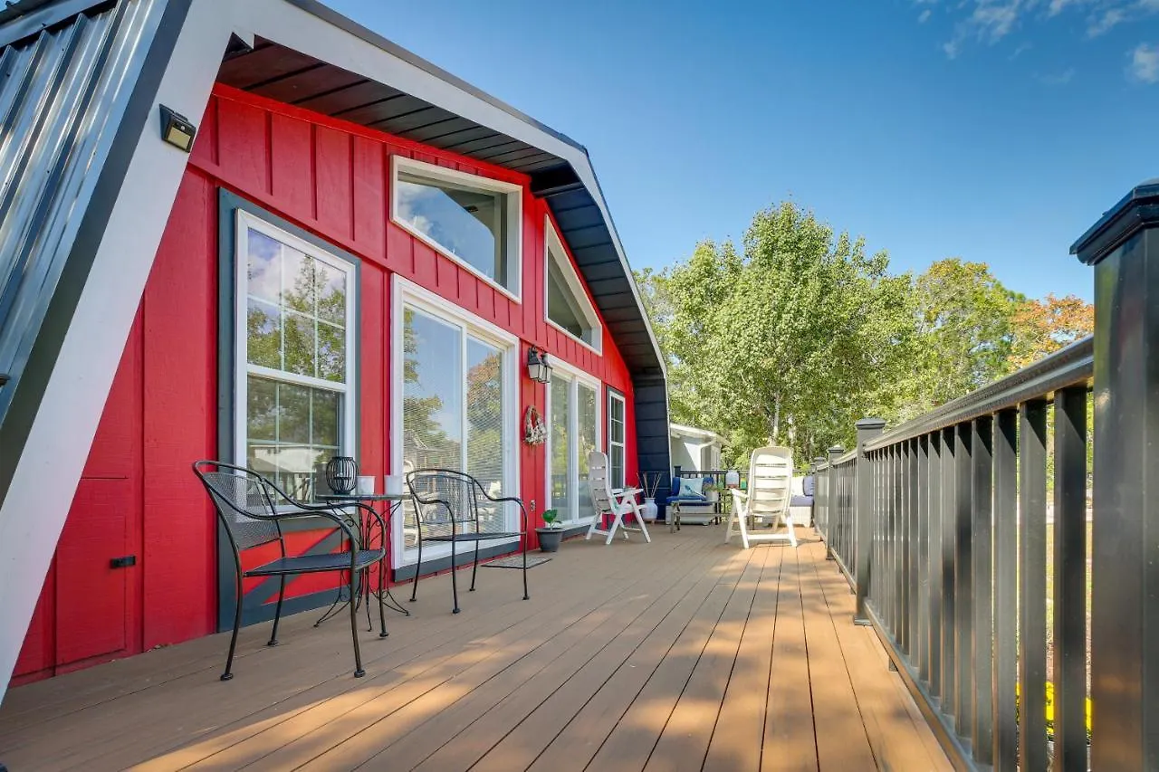 Holiday home Vacation With Decks, Walk To *