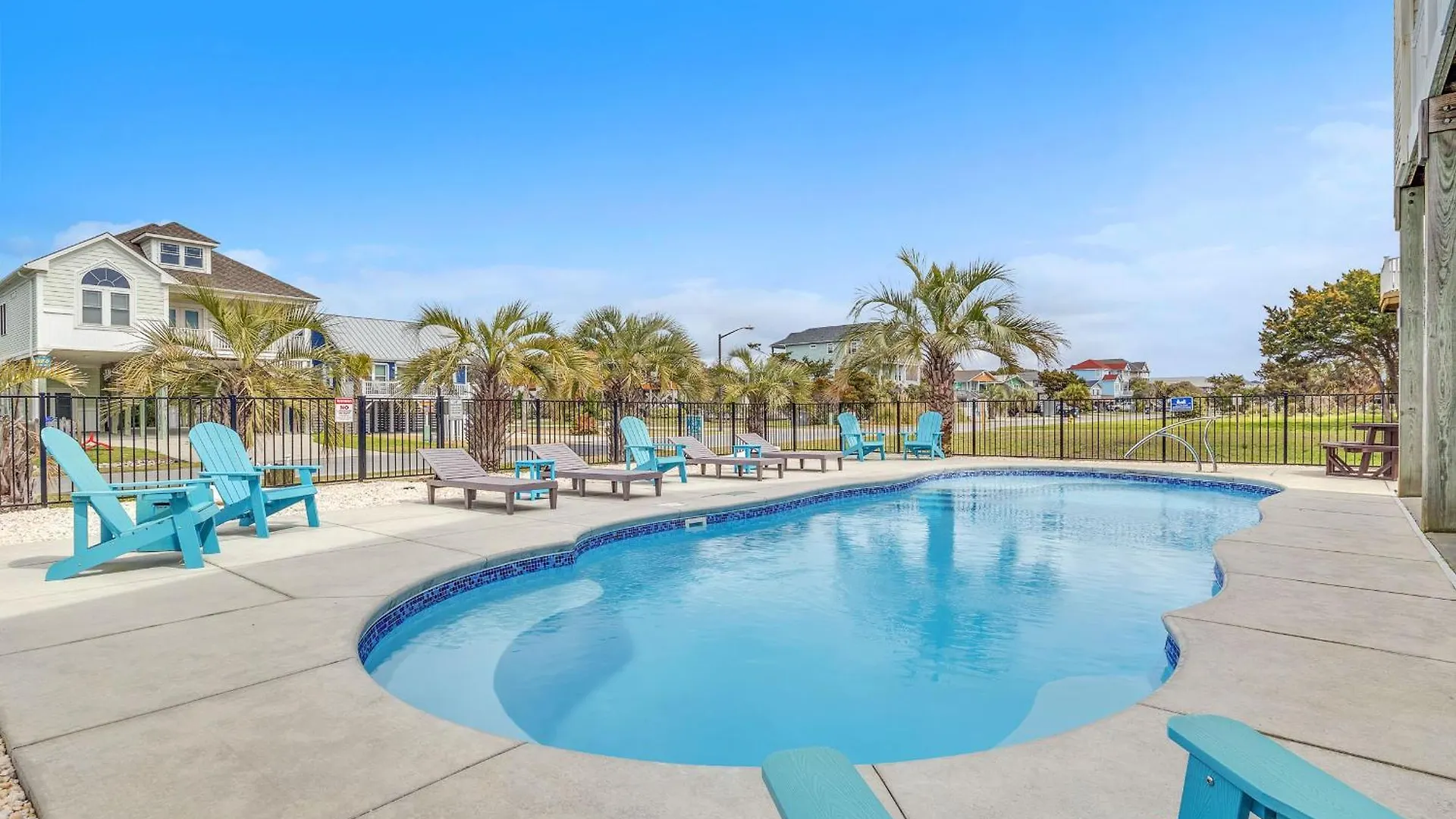 Holiday home The Turtle Shell By Oak Island