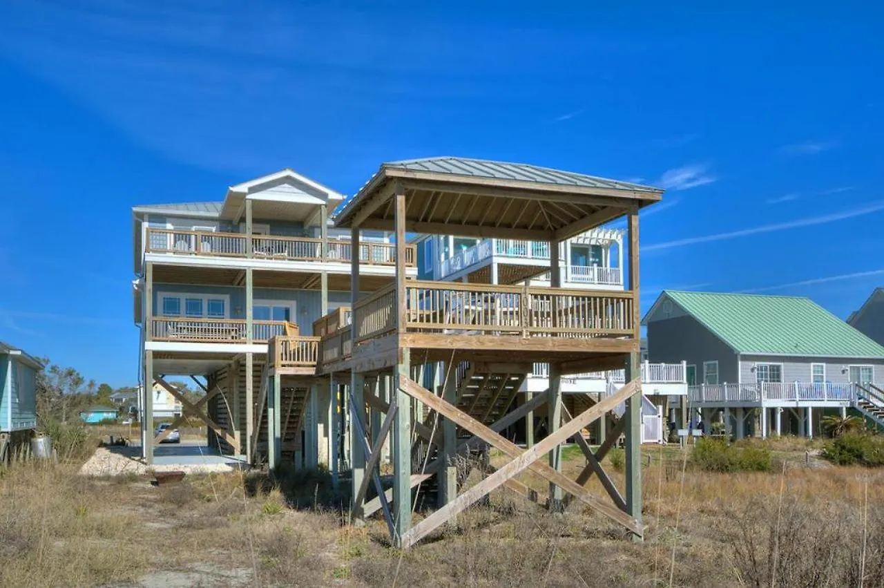 4003 E Drive Holiday home Oak Island
