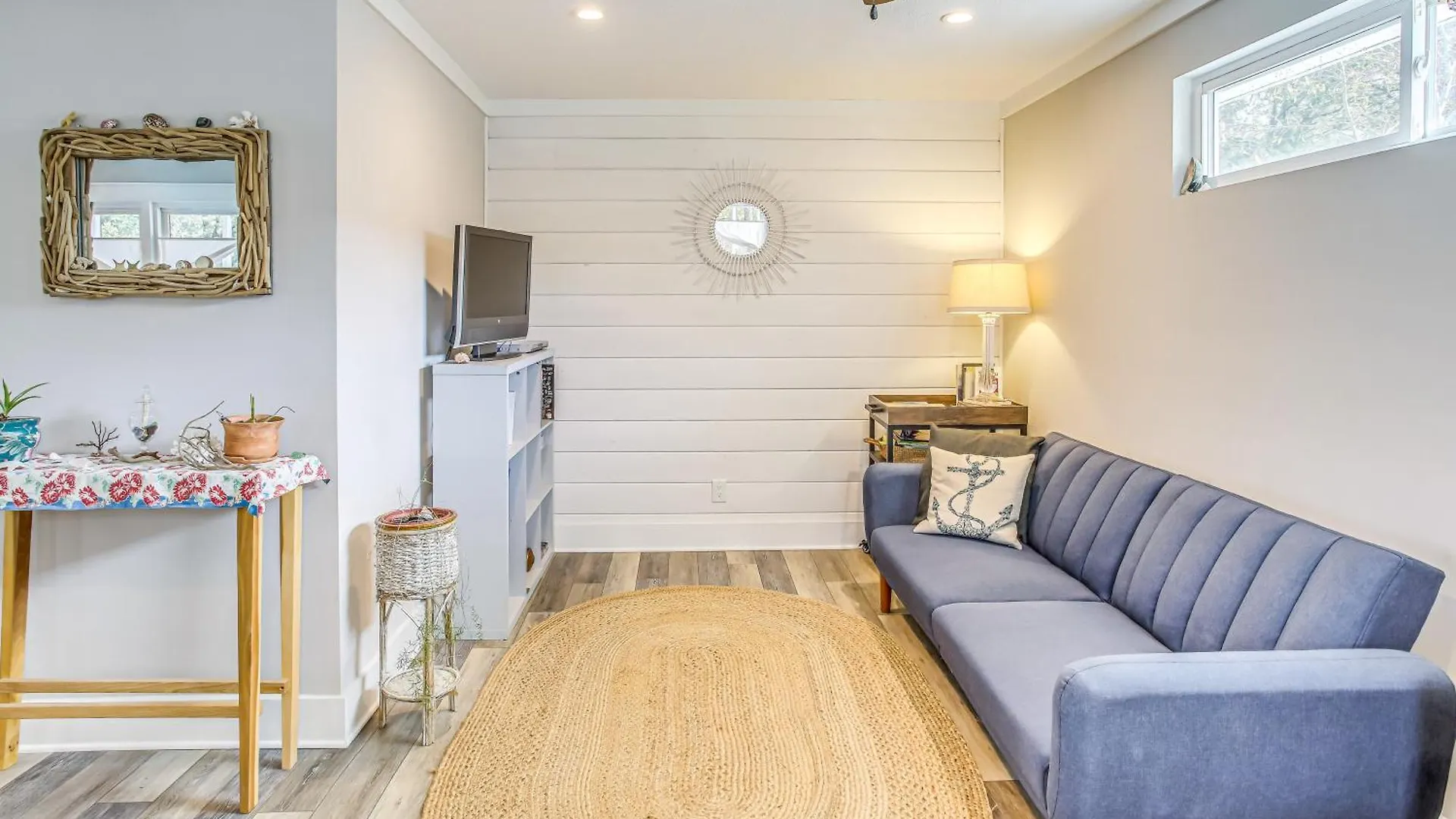 Sustainable - 1 Mi To Beach! Holiday home