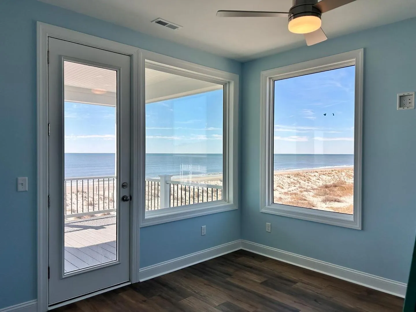 Aquila West Oak Island