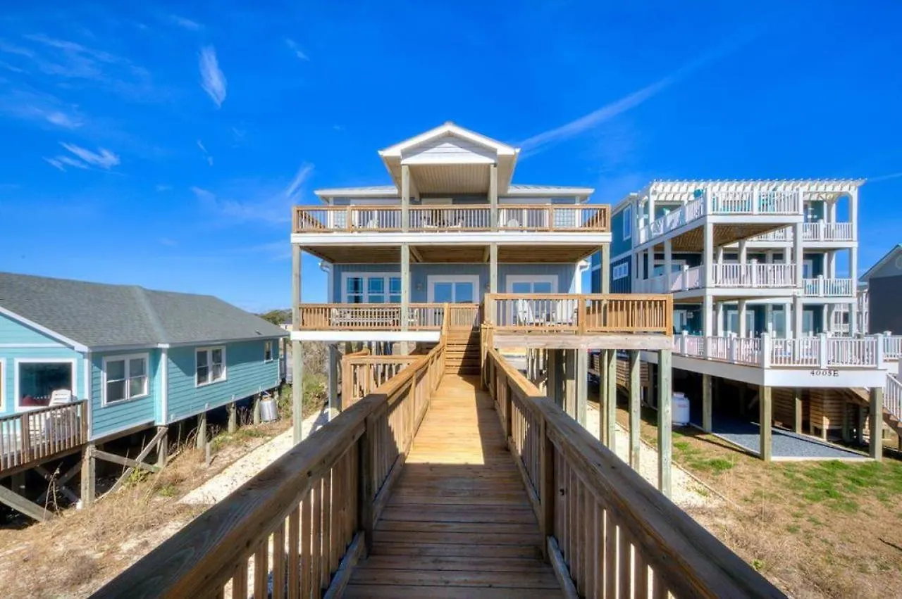 4003 E Drive *