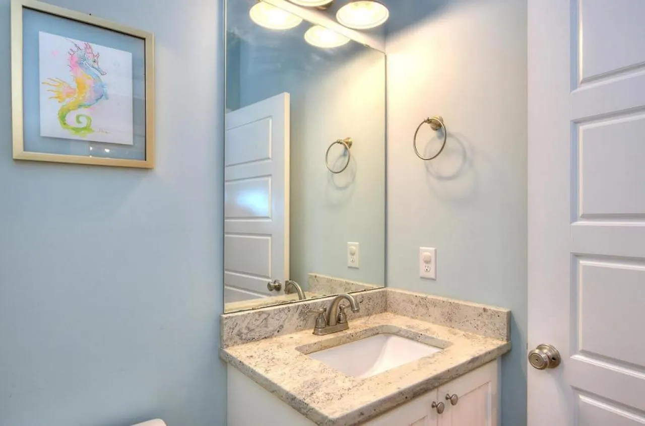 Holiday home 4003 E Drive Oak Island