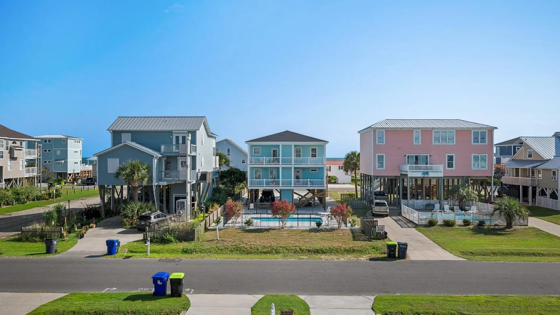 Long Call By Holiday home Oak Island