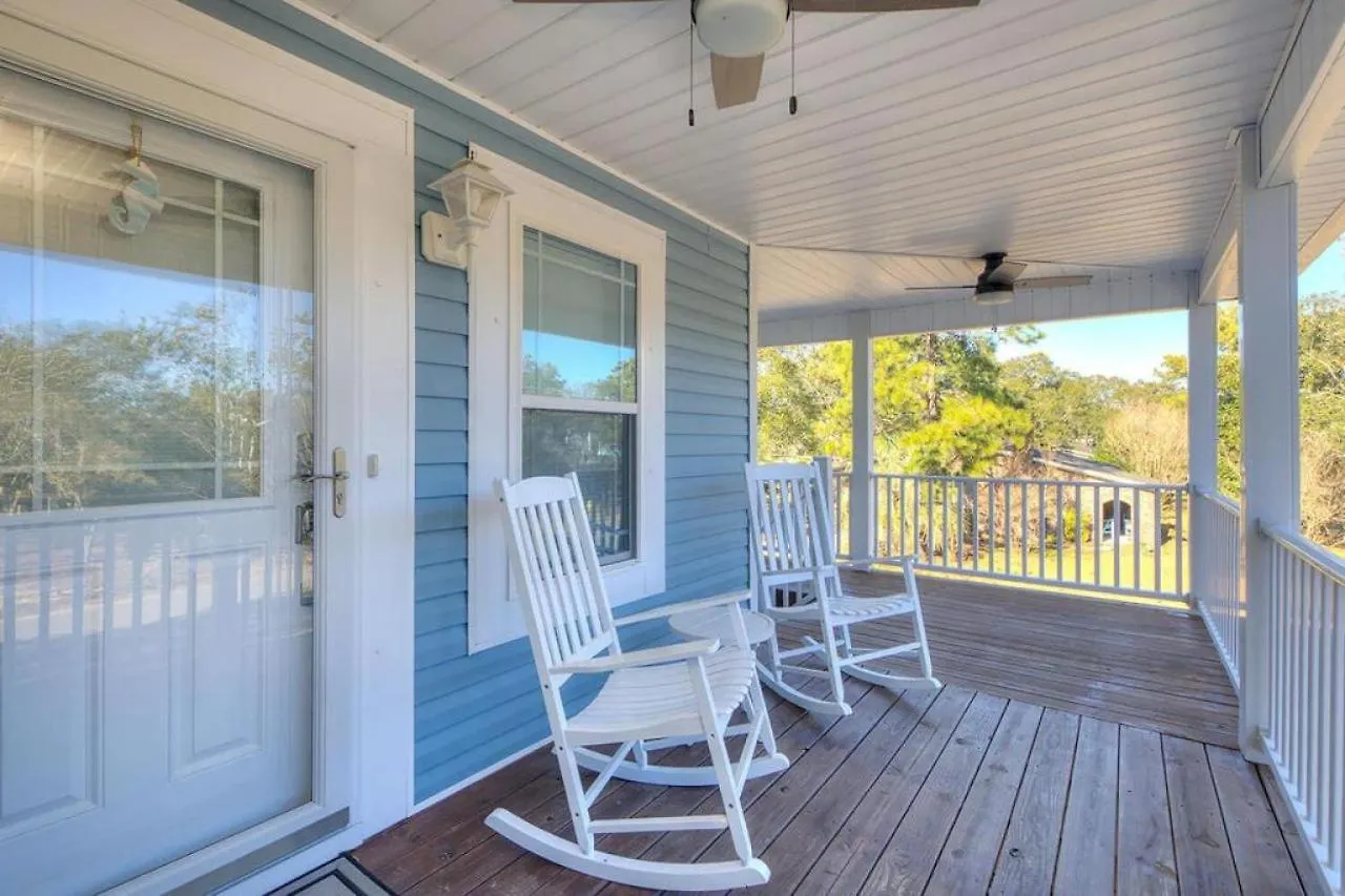Holiday home Blue Escape *