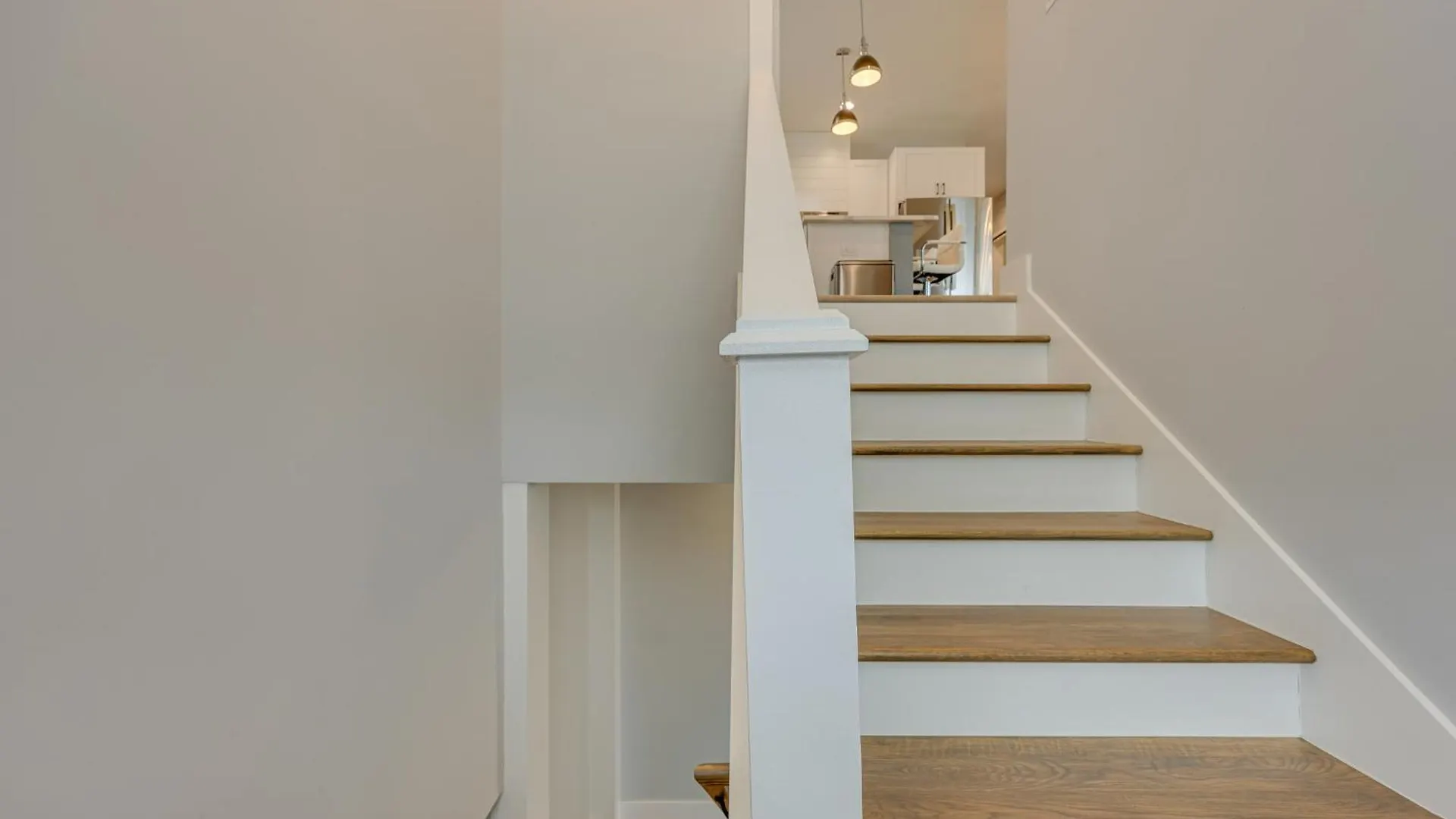 Coastal With Covered Deck! *