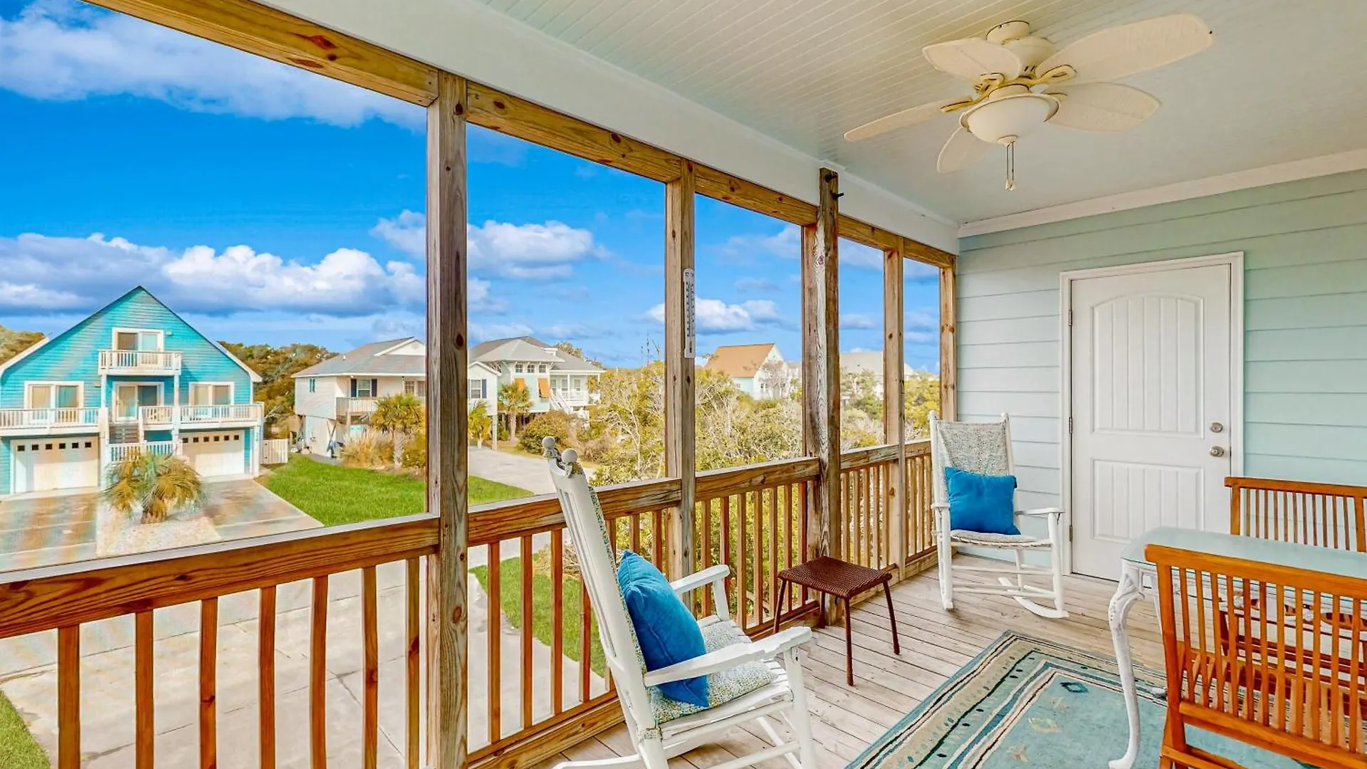Holiday home Breathe Easy Oak Island