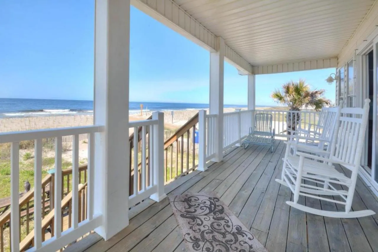 Holiday home 10 Sandy Toes Oak Island
