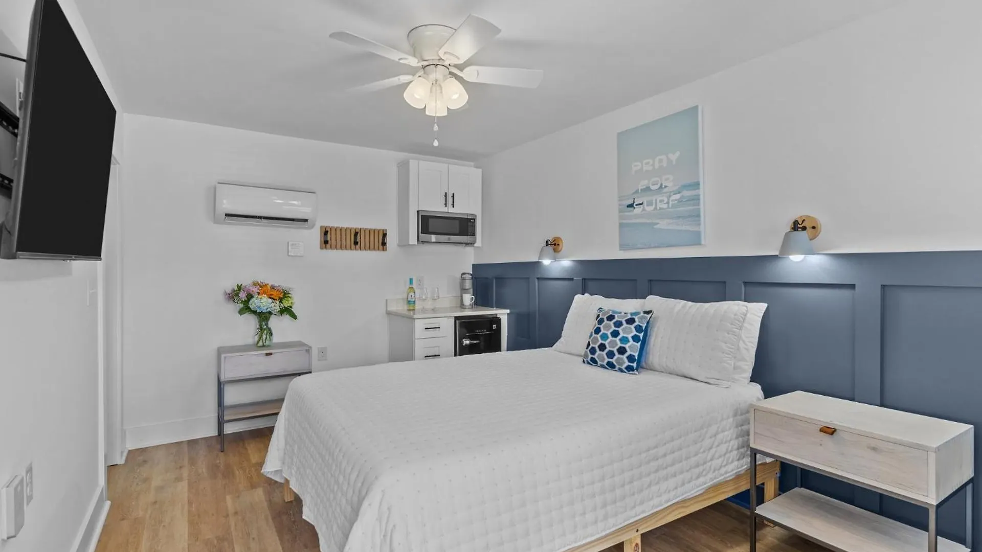 The House At By Carolina Apartment *
