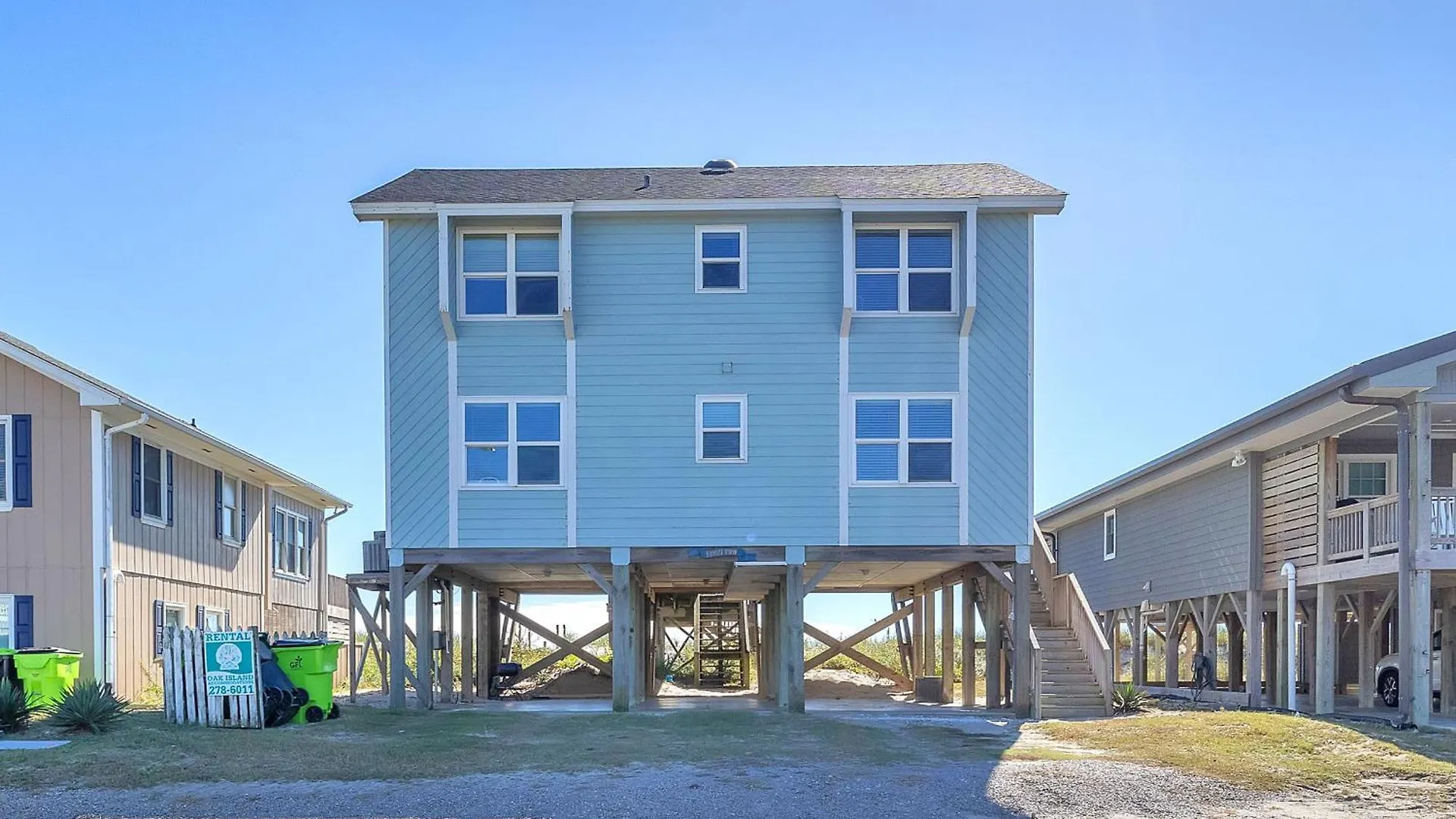 Front Row By * Oak Island