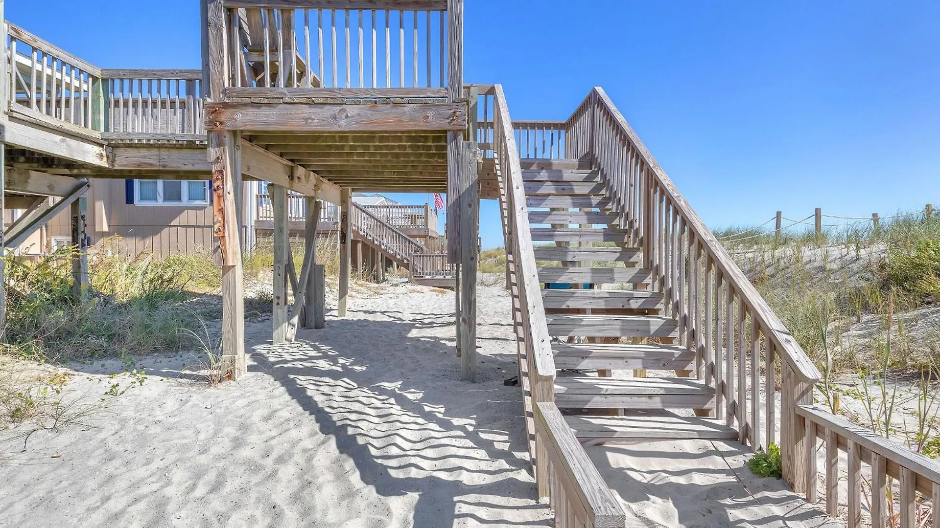 Holiday home Front Row By Oak Island