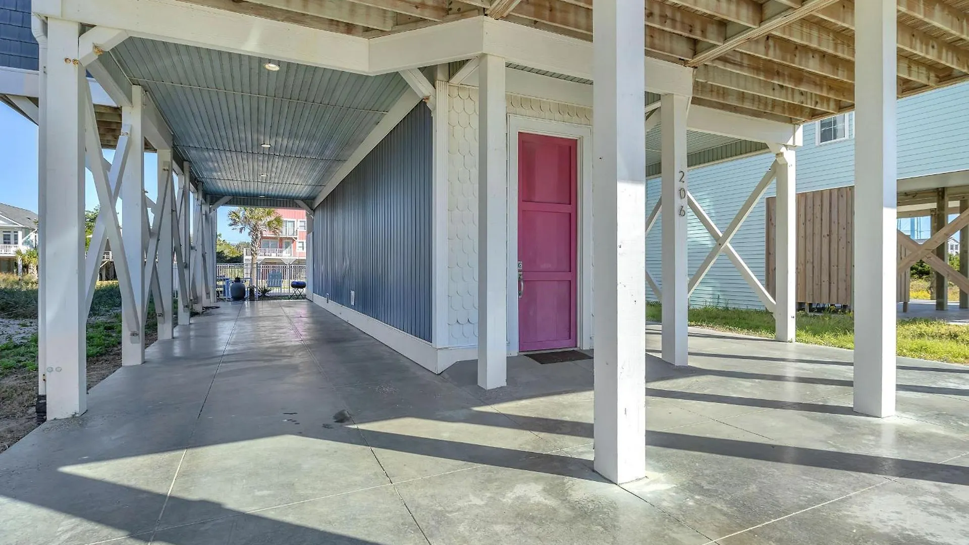 Holiday home Conch Out By Oak Island