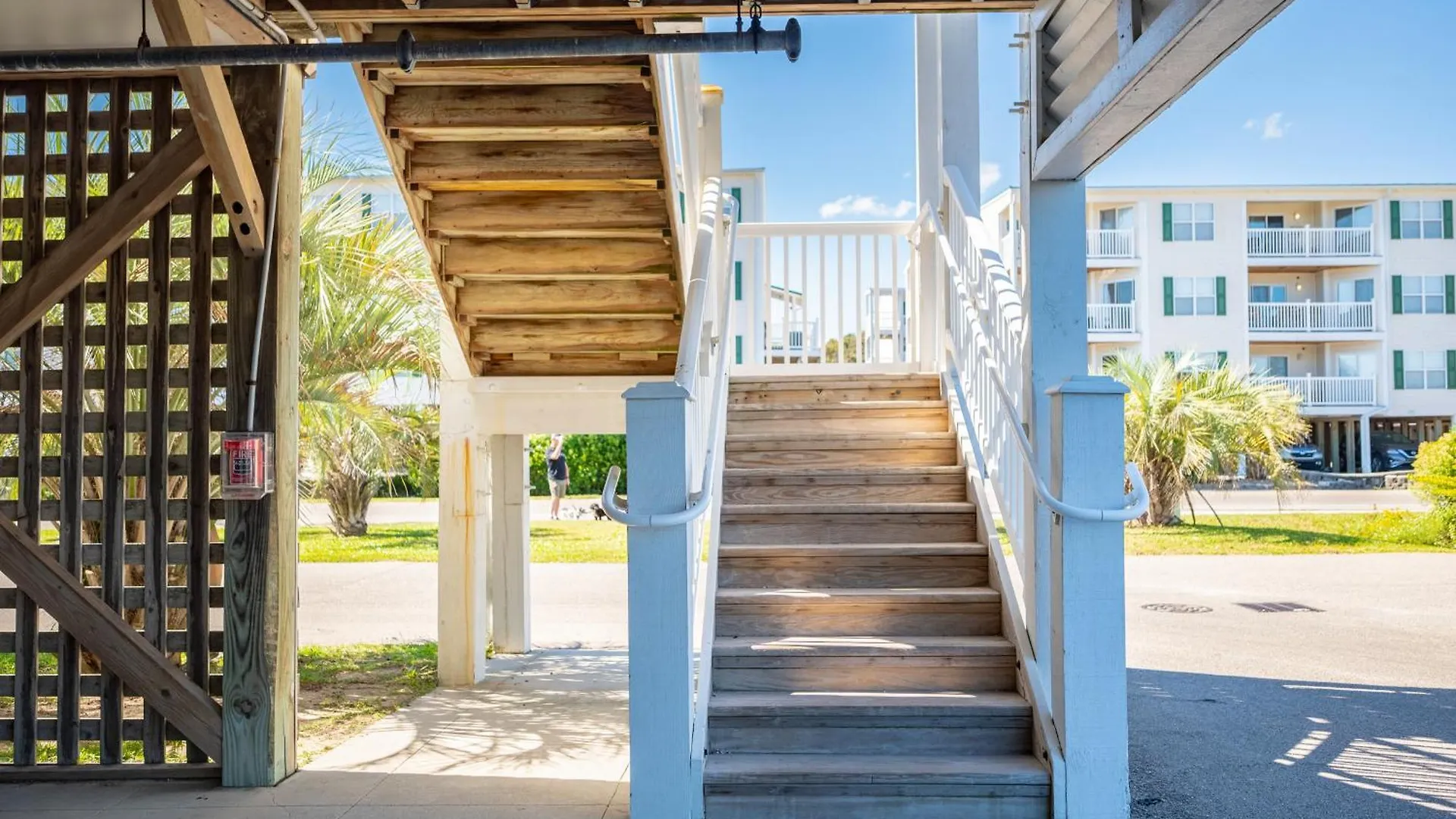 Holiday home Whispering Waves Oak Island