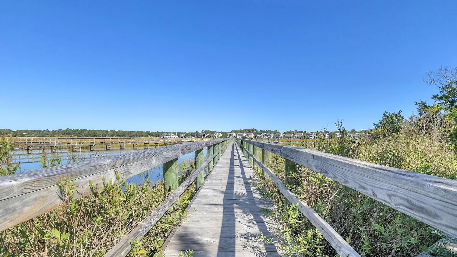 Fountains Folly By Holiday home Oak Island
