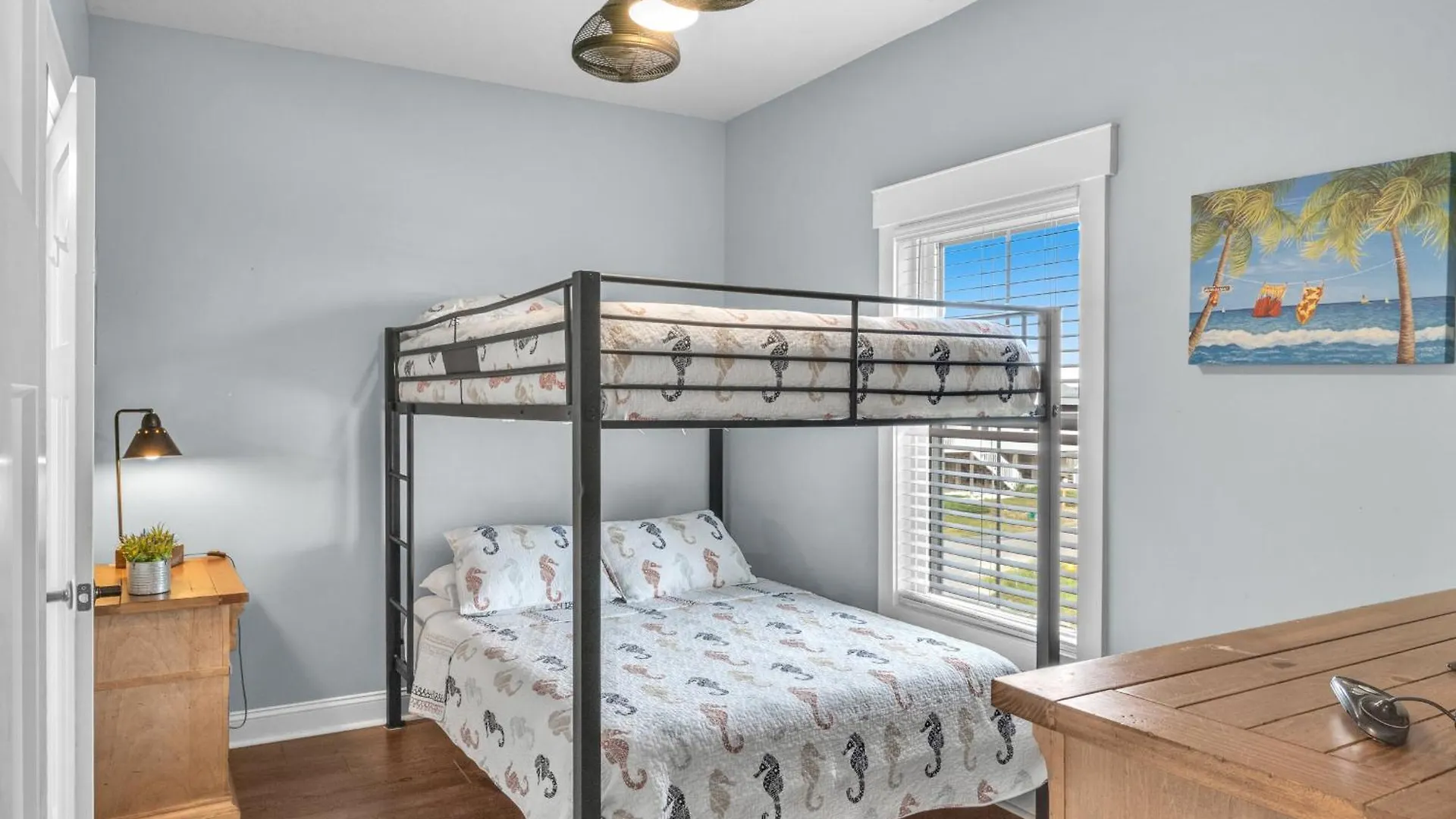 Holiday home Just Coastin By Oak Island