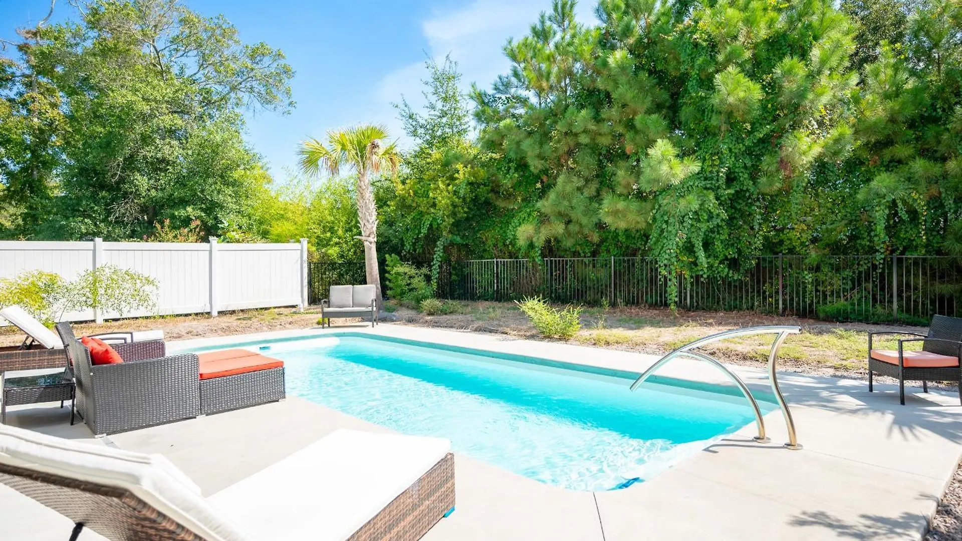 Paradise Pointe By Holiday home