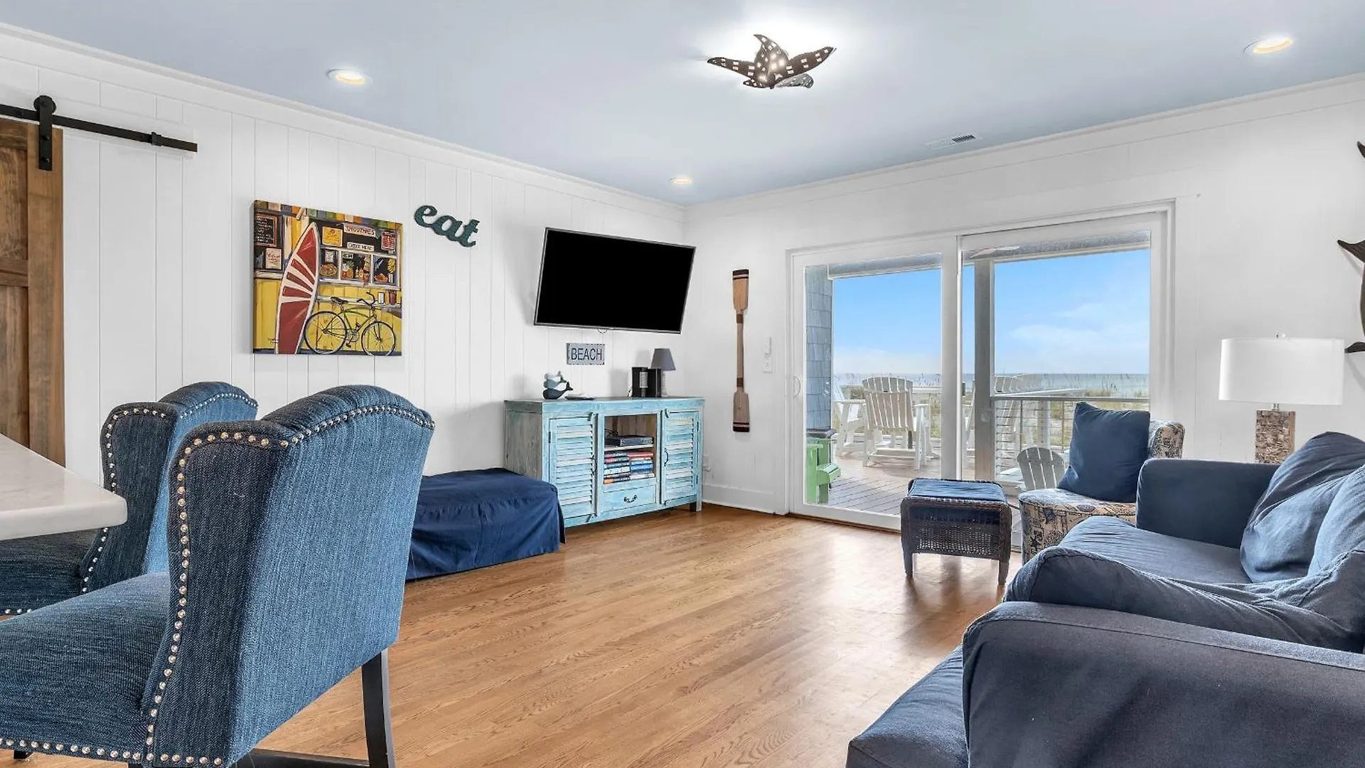 Holiday home On Turtle Time By Oak Island