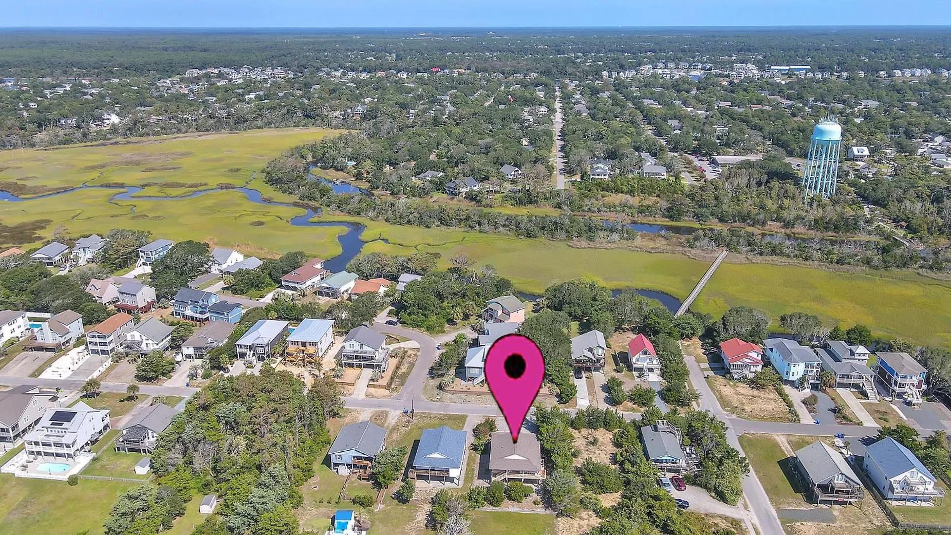 Pelican Palace By Holiday home Oak Island