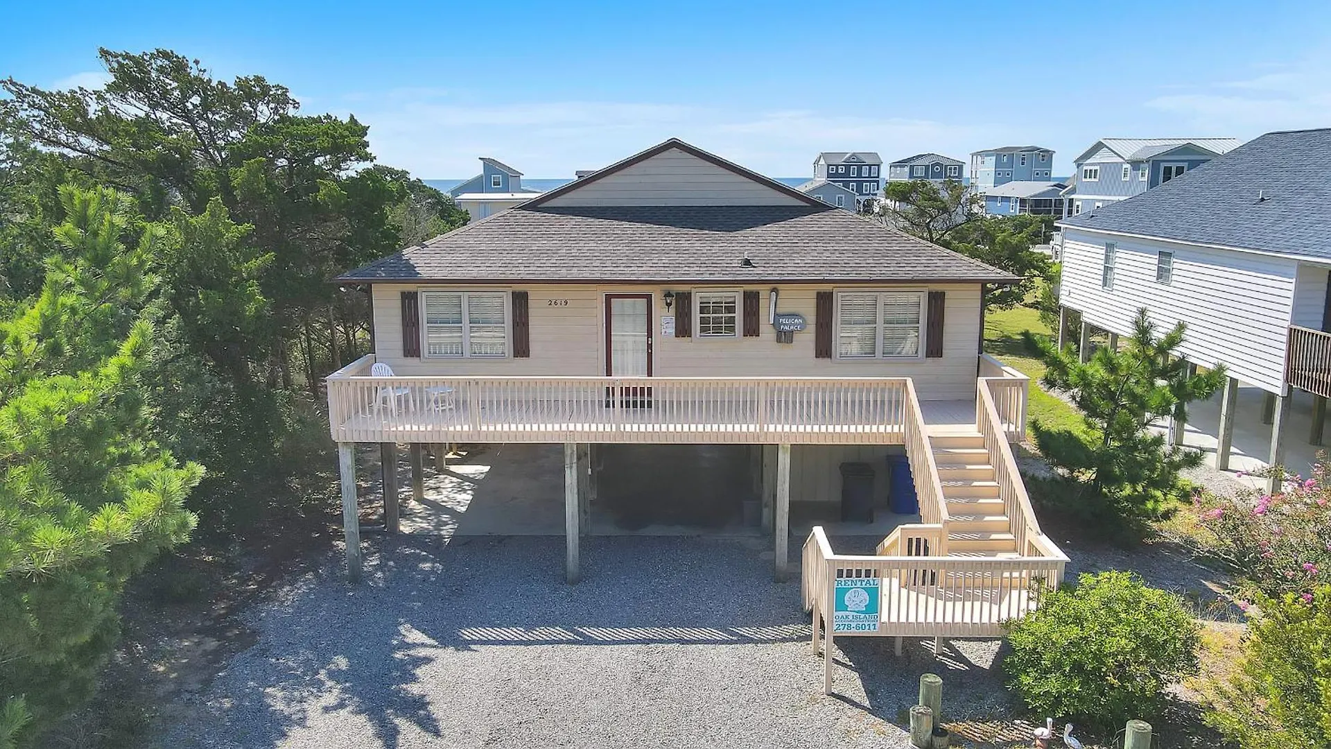 Holiday home Pelican Palace By