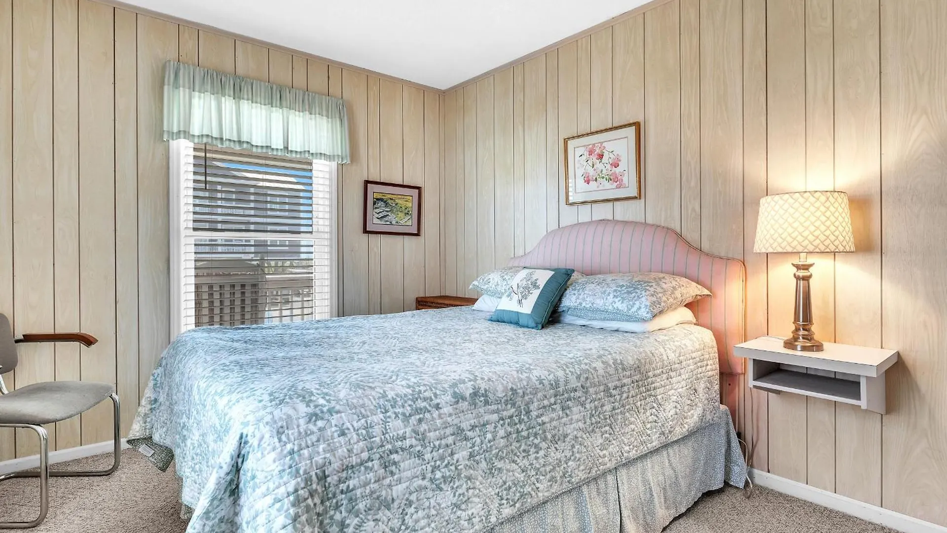 Holiday home Shorebird By *